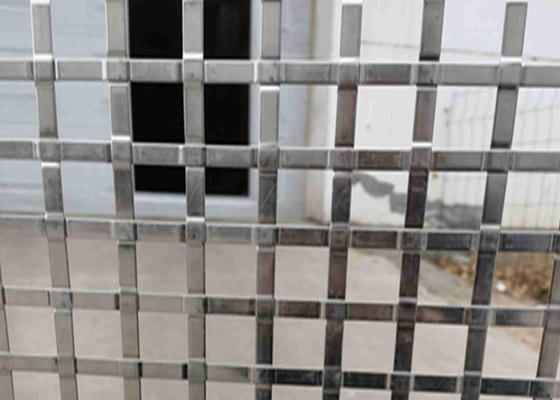 इंटीरियर एक्सटीरियर सुरक्षा के लिए 2mm होल 7mm X 1mm फ्लैट वायर वोवन मेश SS304