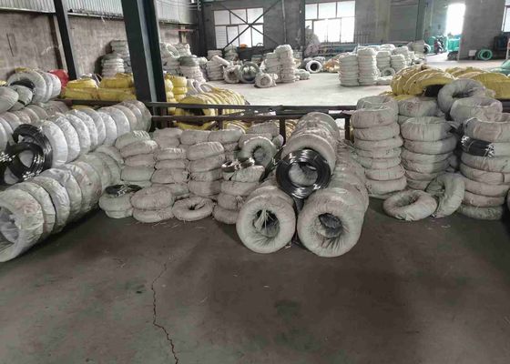 410 430 स्टेनलेस स्टील वायर कॉइल 0.13 मिमी शीत अपसेटिंग के लिए: